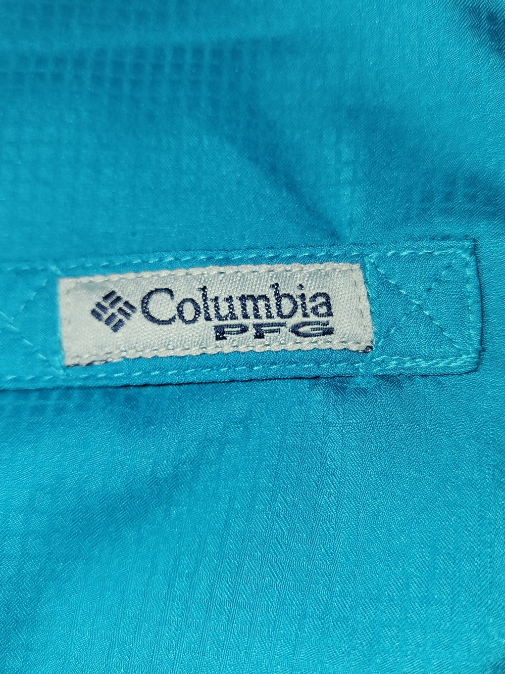 Columbia Sleeveless Button-Down Shirt in Bright Turquoise - Picture 8 of 11